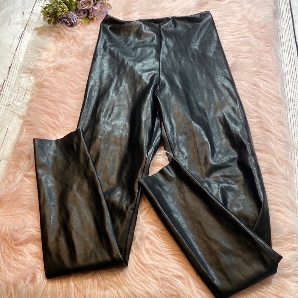 Aritzia Wilfred Free Black Faux Leather Daria Pants Sz S